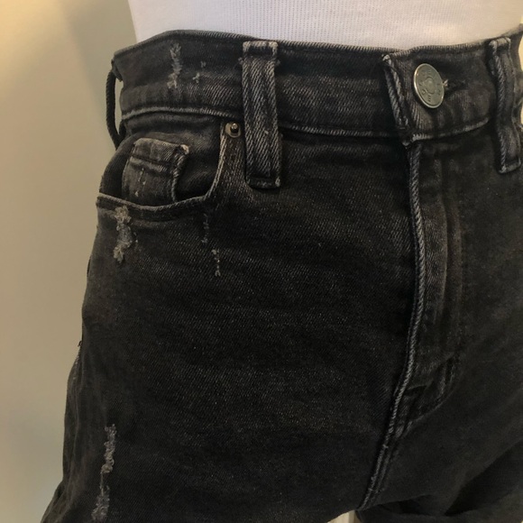 NWOT BDG High Waisted Mom Denim Shorts - Picture 3 of 5